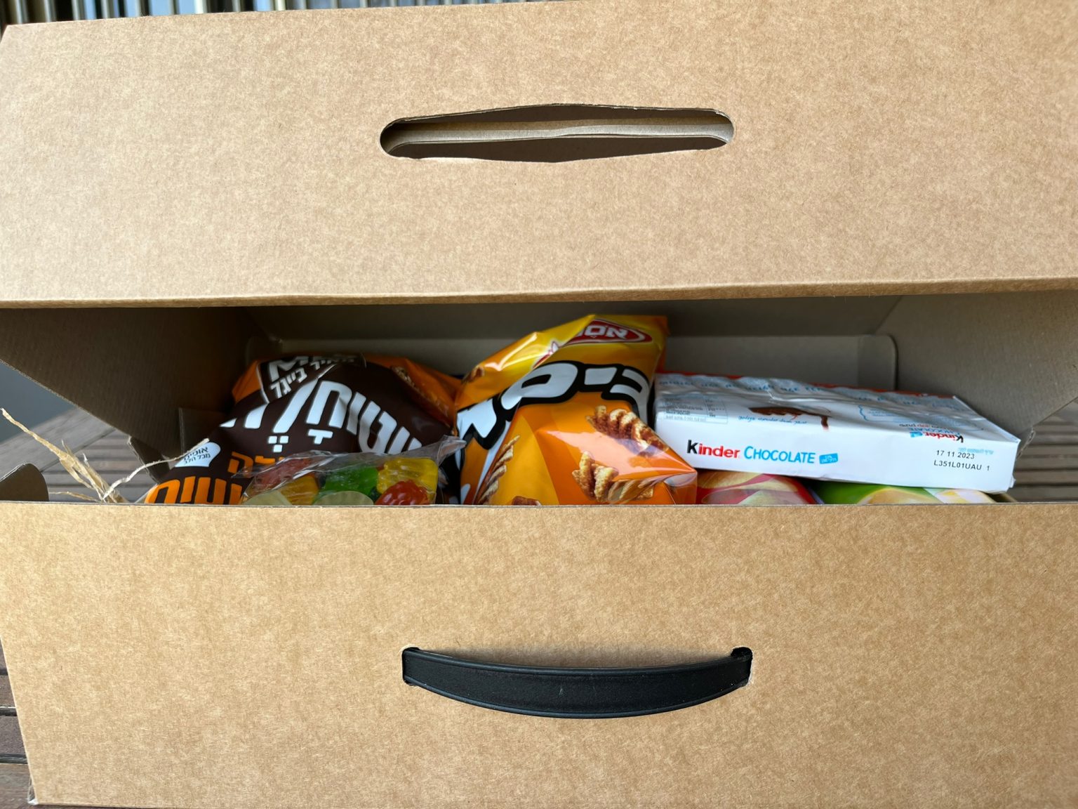 Nut Free Gift Box Tamarim Concierge